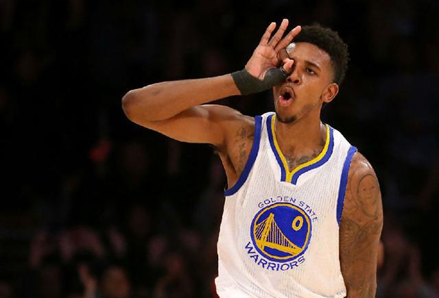 改为更多中 改为更多中