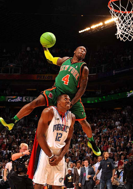 比分紧咬 比分紧咬